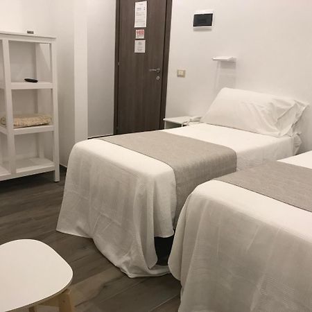 Hotel Cambogia Zibido San Giacomo Buitenkant foto
